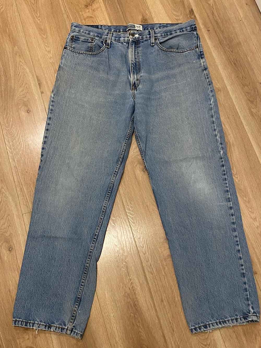LEVI’S Vintage Signature Relaxed fit